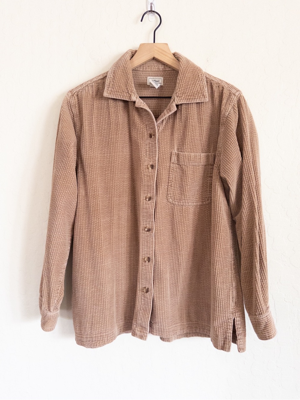 LL Bean Comfort Corduroy Relaxed Long Sleeve Button Down Shirt Medium Tan Brown